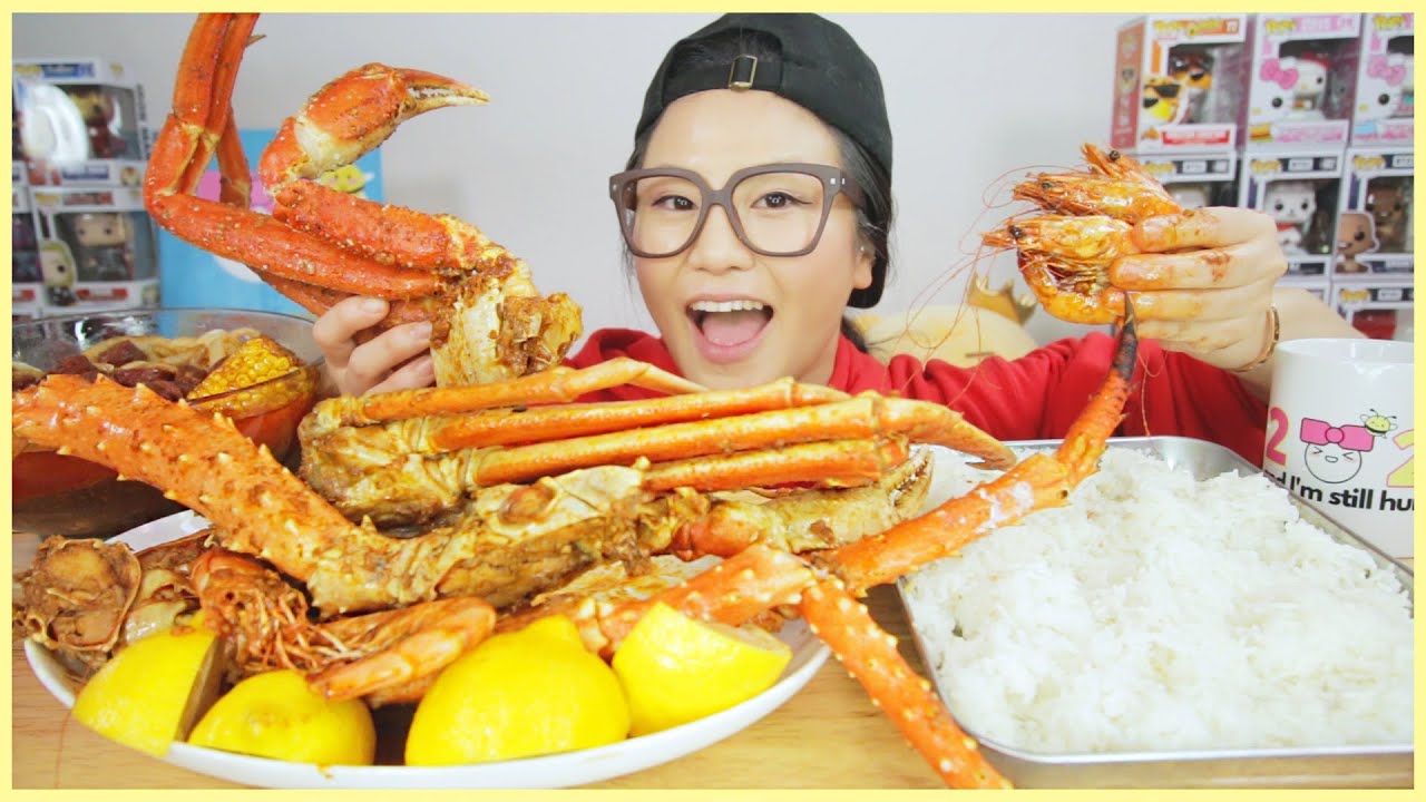 варка из морепродуктов с ножками камчатского краба, ножками снежного краба и рисом