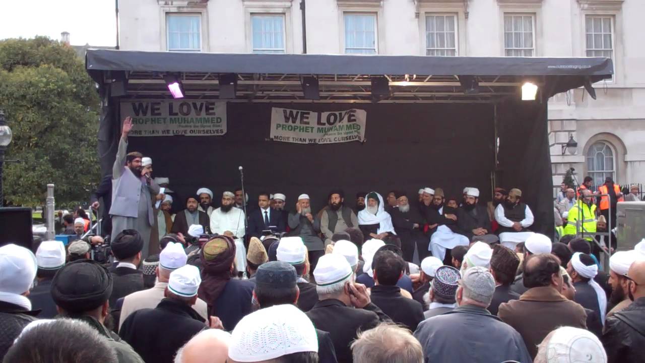Sunni and Shia with Pir Alauddin Siddiqui sahib all muslim gather for Protest London 6/10/12