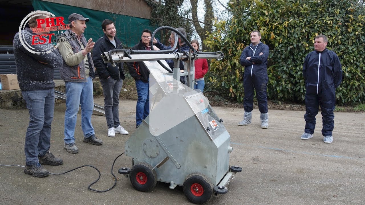 Le robot de lavage ProCleaner X100 en démonstration