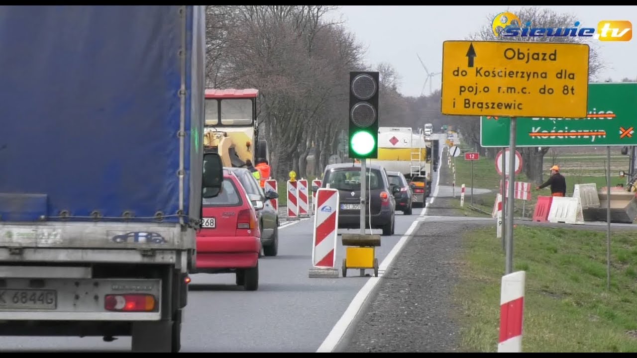 WCZORAJ ZACZĘŁA SIE BUDOWA RONDA W SMARDZEWIE POD SIERADZEM - siewie.tv