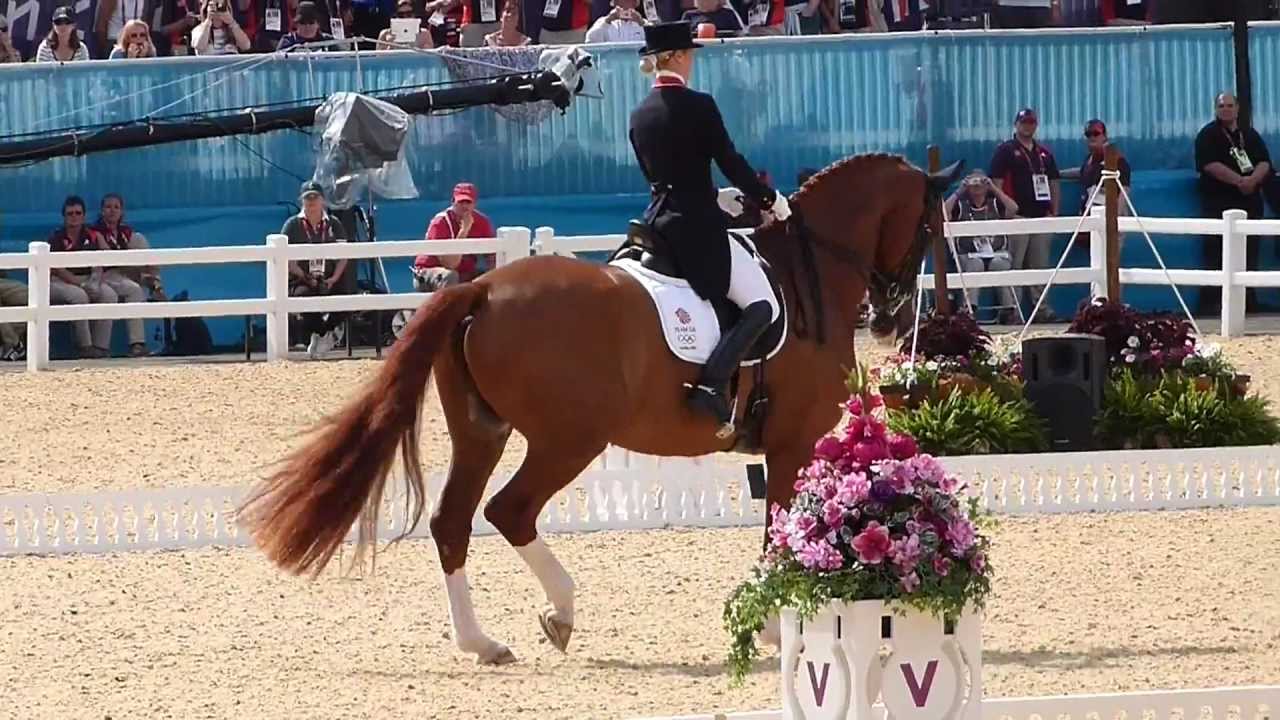 Laura Bechtolsheimer & Mistral Hojris London 2012