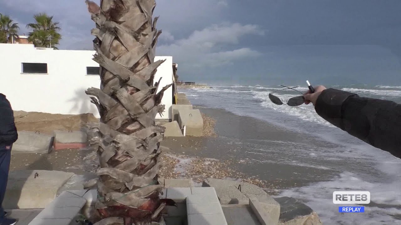 Alba Adriatica - I danni delle mareggiate