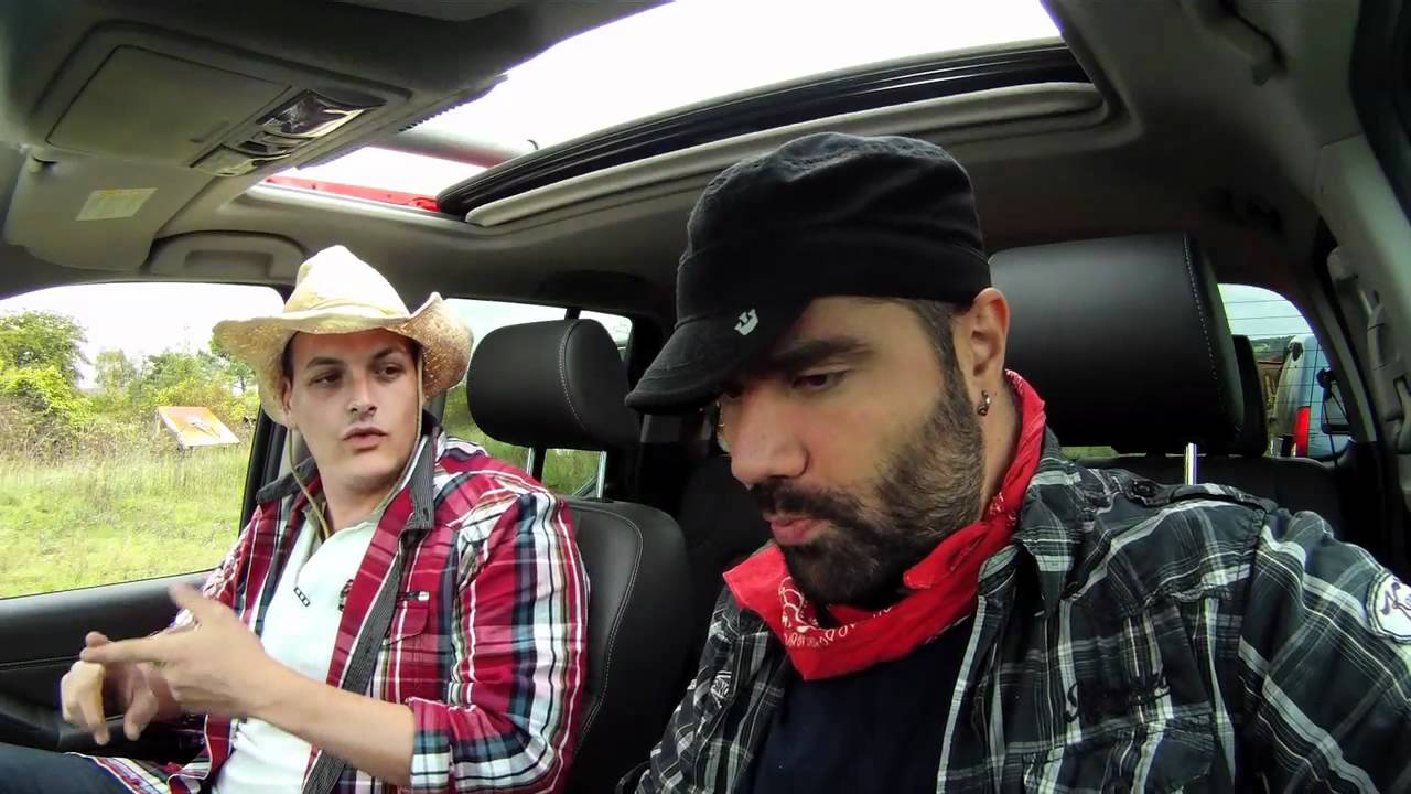 Comparatif vidéo : VW Amarok vs Nissan Navara