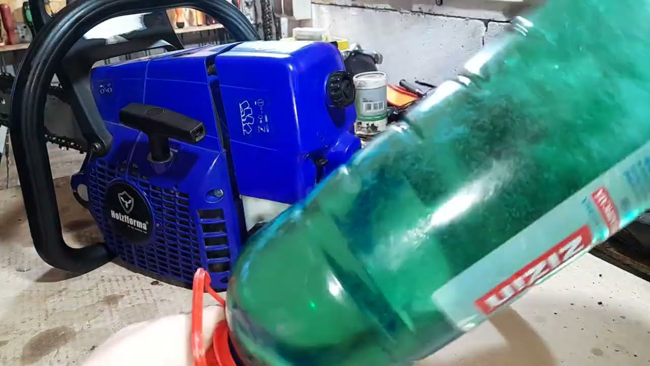 Scoate fum mult 🙆‍♂️ ulei mult în amestecul de benzină 🤷‍♂️ 