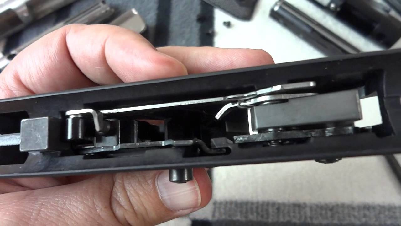 Снятие предохранителя с магазина Ruger MK III