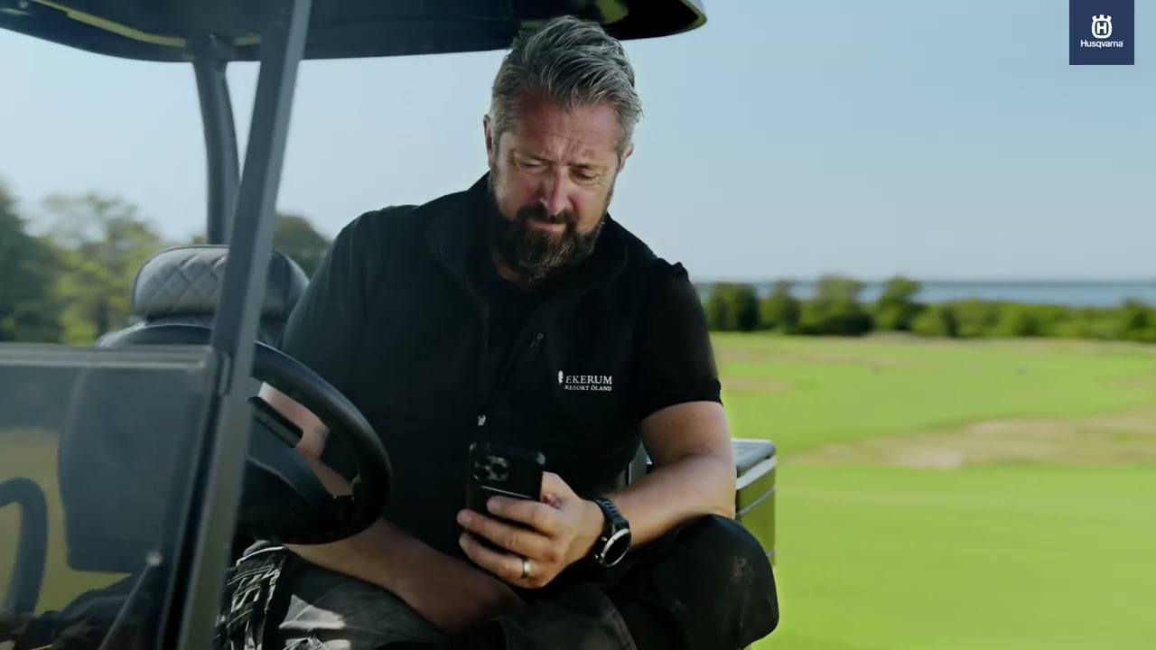 Complete remote control of your Husqvarna commercial robotic mowers with Husqvarna Fleet Services