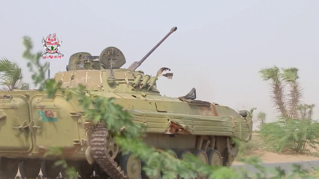 قوات ألوية العمالقة وهم يقتحمون مدينة الدريهمي بمعنويات عالية .