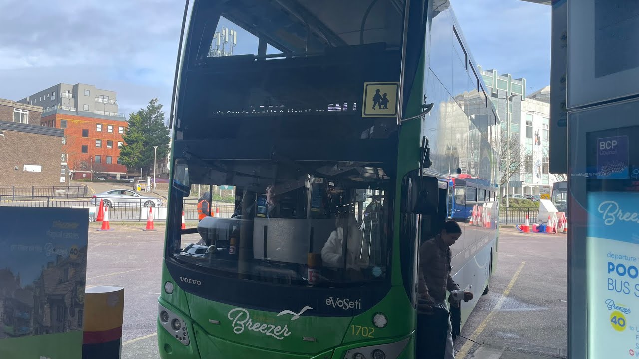 Morebus 2016 Volvo B5TL MCV EvoSeti (HJ16 HSX) on the 40 to Poole - 09/02/26