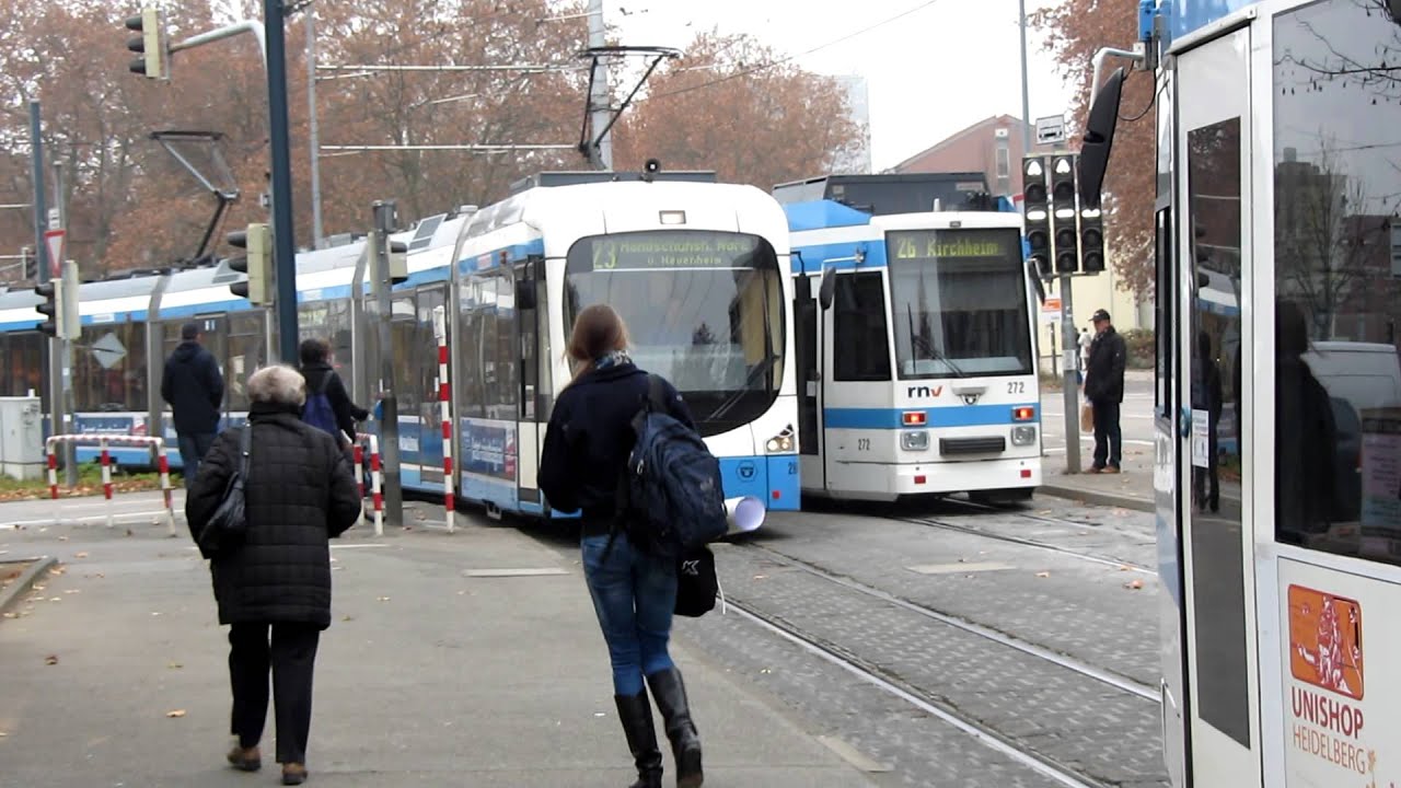 108 - Abfahrt von 3 Straßenbahnen in Heidelberg
