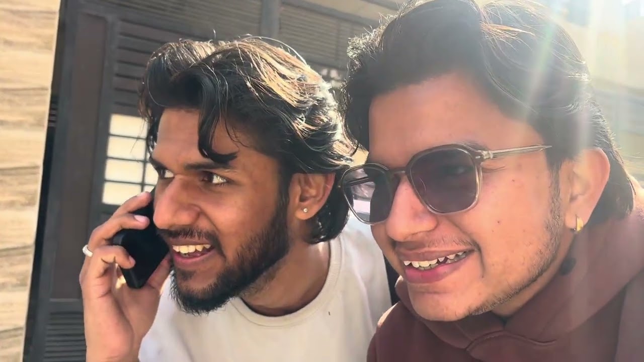 Dost ke liye maze😂