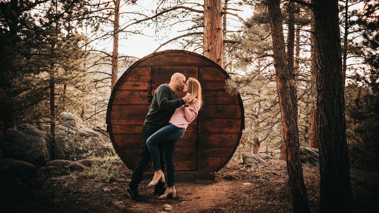 Jessica & Rob | Evergreen, Colorado Cabin Engagement Adventure