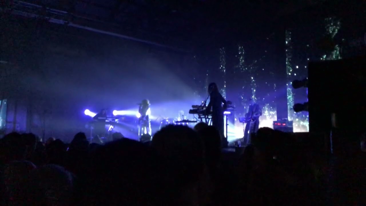 Moon In Your Mouth - Goldfrapp Silver Eye Tour live @ Carriageworks