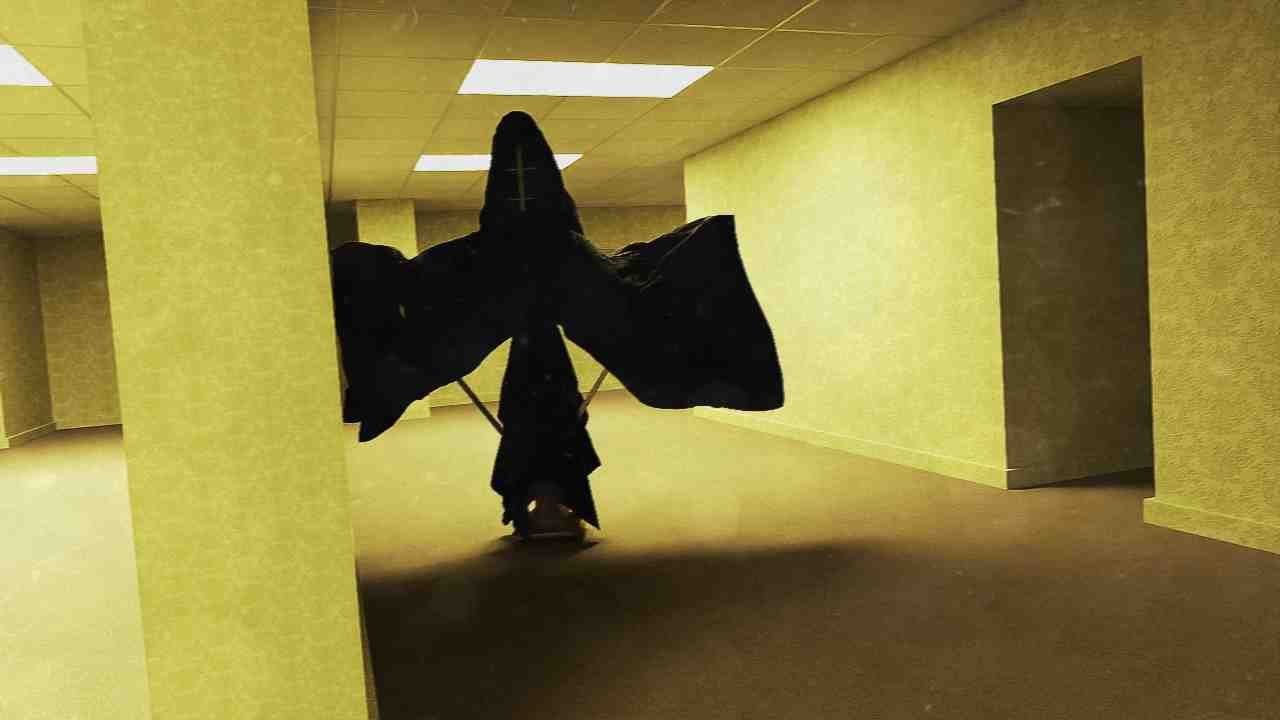 Backrooms - The Statue
