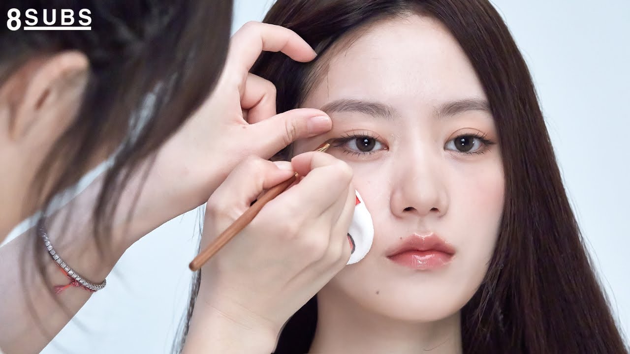 Меняем актрису в K POP айдола 5 поколения ｜ Трендовый кошачий макияж