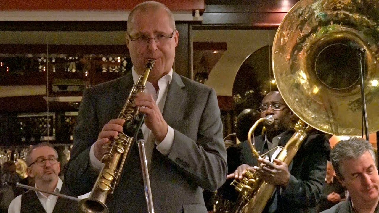 Engelbert Wrobel plays 