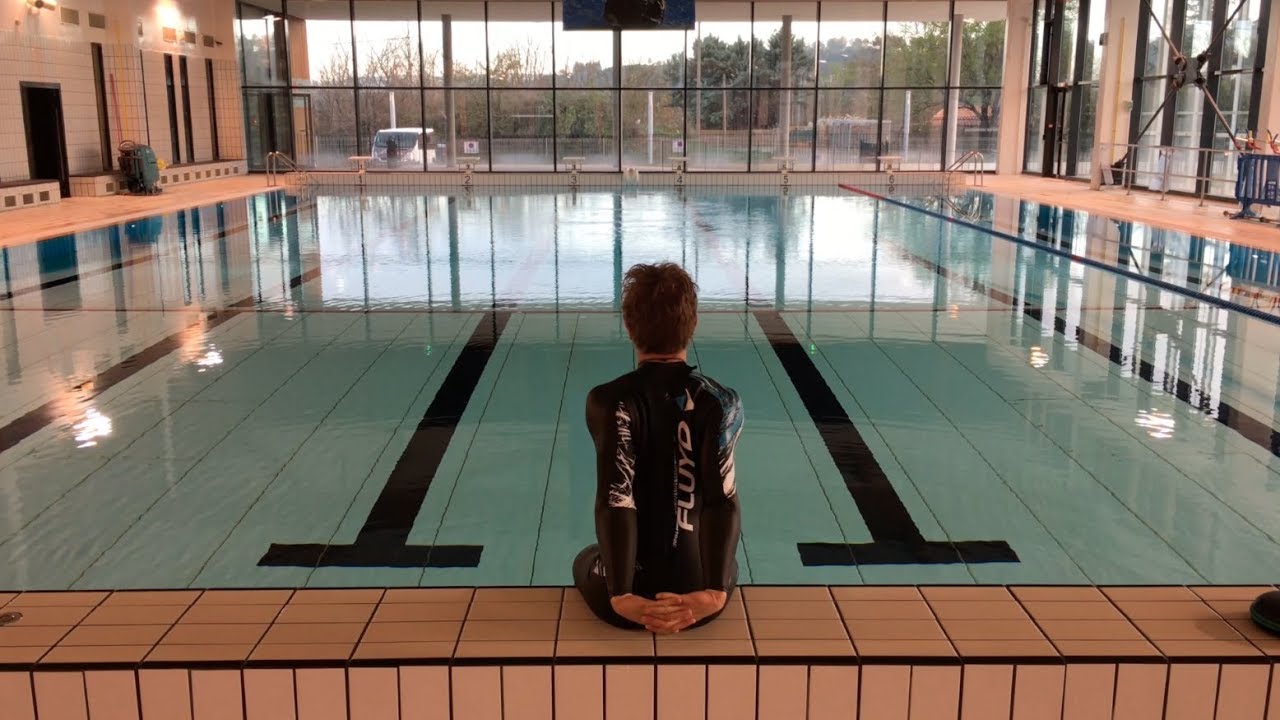 T(w)o hundred meters - jusqu'à 200 mètres