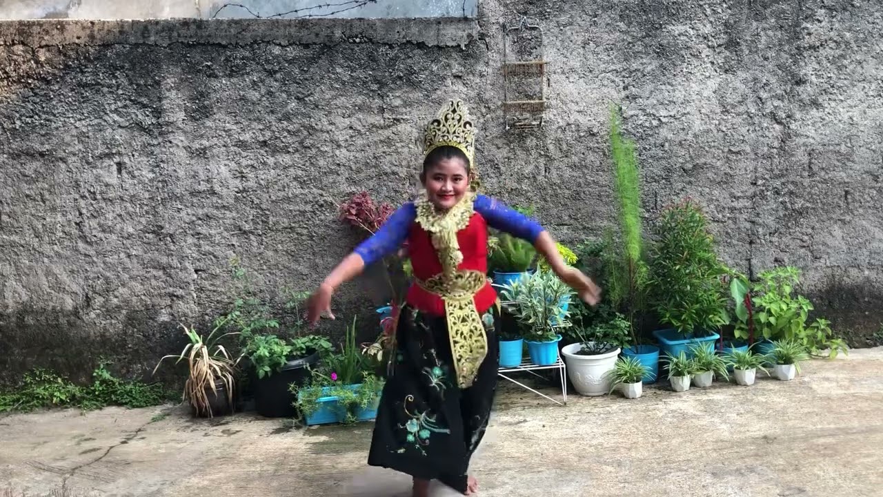 Erlita Putri #PasanggiriJaipongKRB#AyoKeKebunRaya#AyoLestarikanBudaya