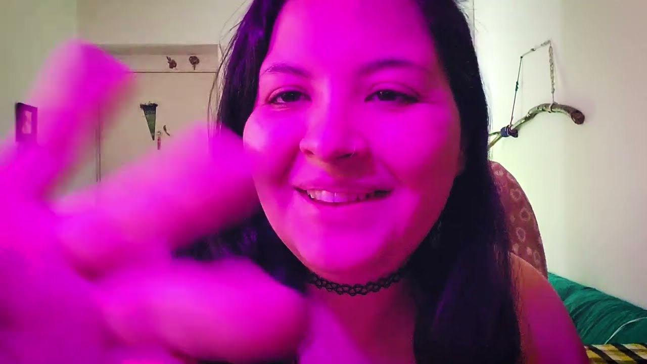 Asmr roleplay amiga te maquilla 😴❤️ #asmrcaseirinho #mouthwhisper #tingles #asmrroleplay #asmrsounds