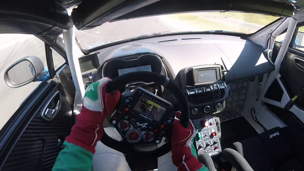 Alpine GT4 onboard Pole Mecanique