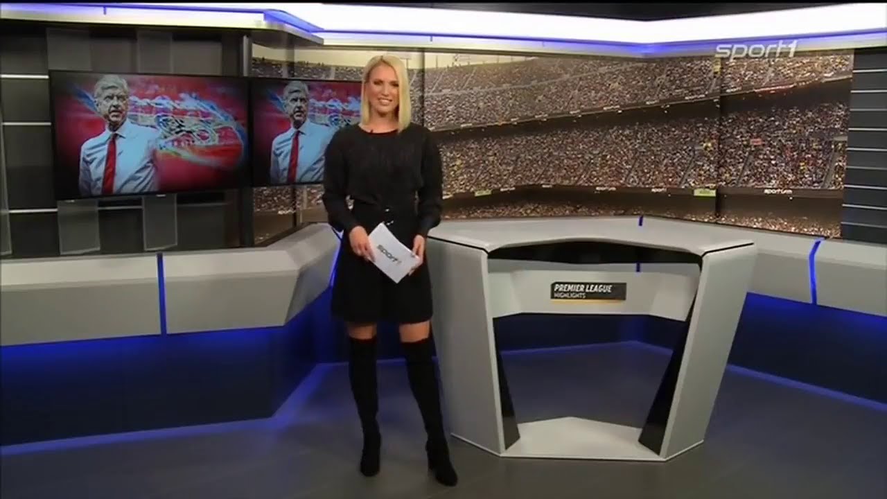Tv Presenter Ruth Hofmann in sexy black thigh high boots