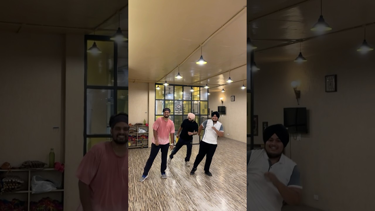 HUSAN TERA TOBA TOBA BY @KaranAujlaOfficial  choreography @Urban_motion_bhangra patiala #bhangra