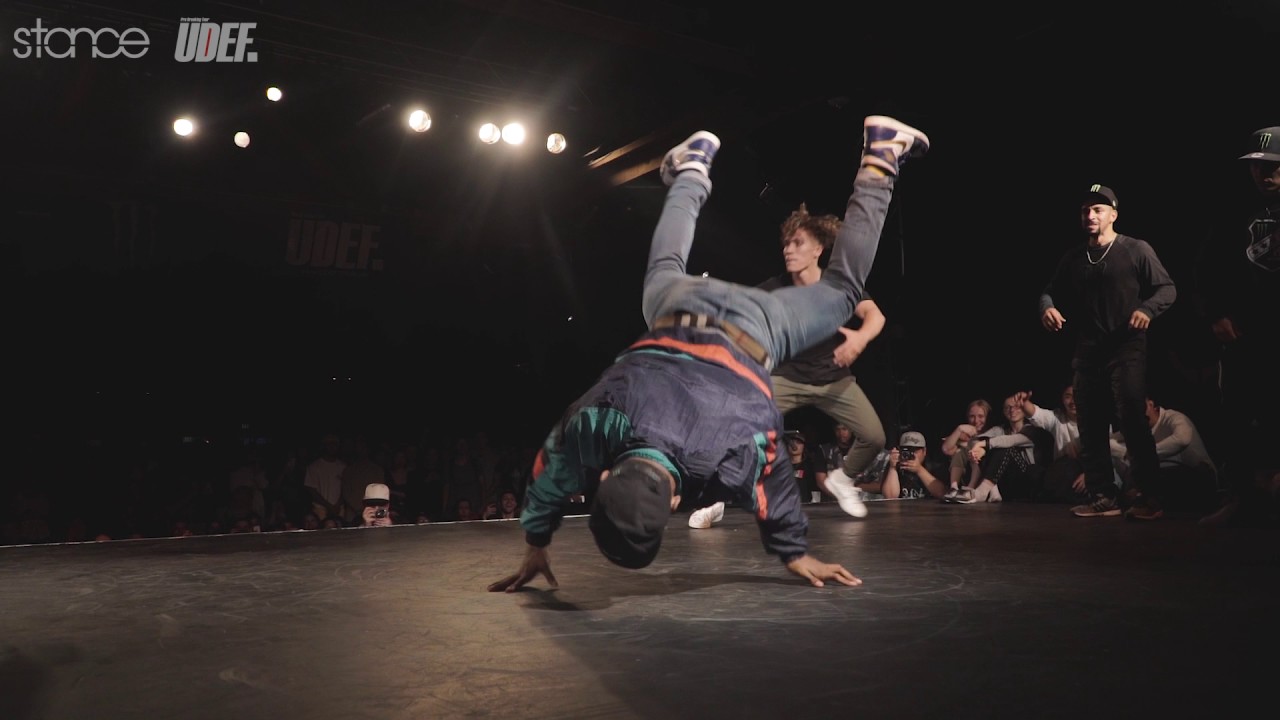 Gun Smoke II vs Monster // .stance // Massive Monkees Day 2017 - UDEF