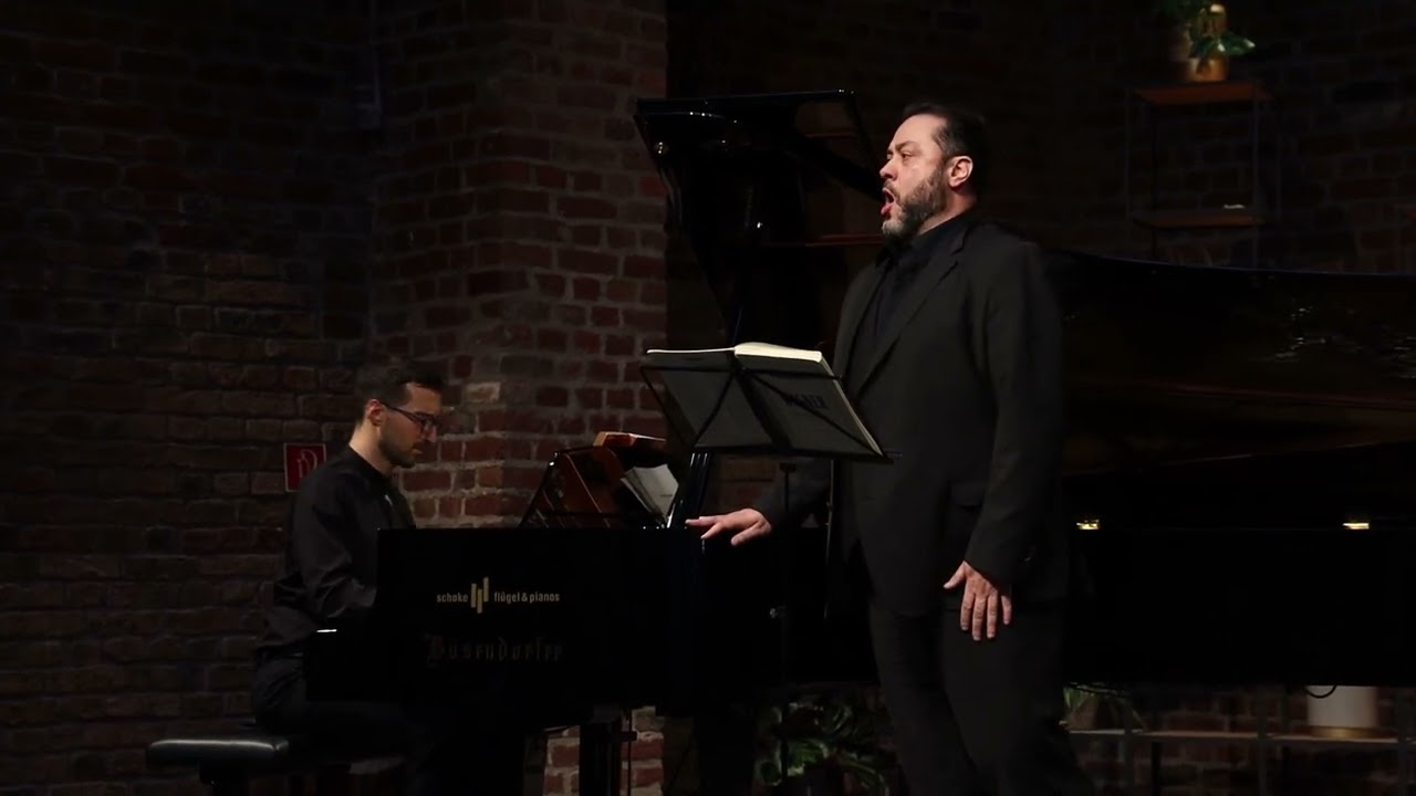 Aris Argiris - Baritone - Wotan: „Abendlich strahlt der Sonne Auge…“
