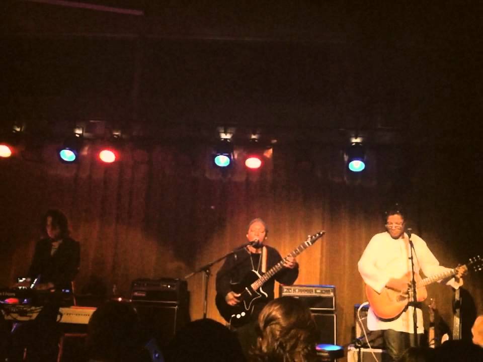 Meshell Ndegeocello - Pink Moon (live @ People's Place, Amsterdam)