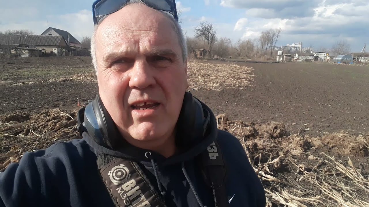 Мотокоса для уборки стеблей кукурузы.Как косить с удовольствием.