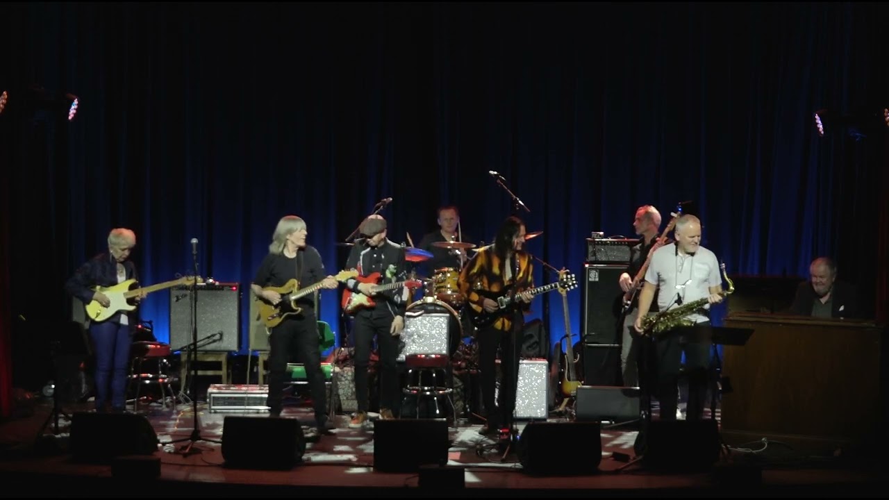 Gítarveisla Bjossa Thor 2024  feat Robben Ford, Mike and Leni Stern playing Red house by Hendrix