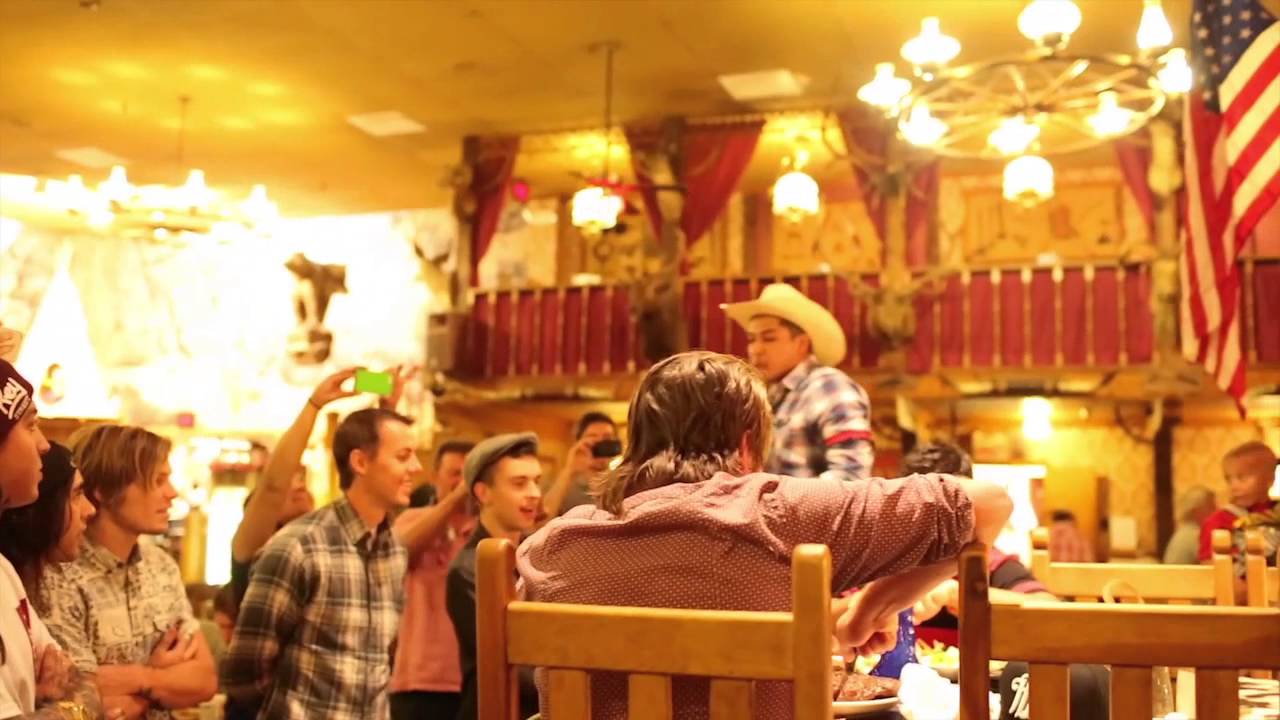 Tonight Alive & Pierce The Veil - The Big Texan 72 oz Challenge