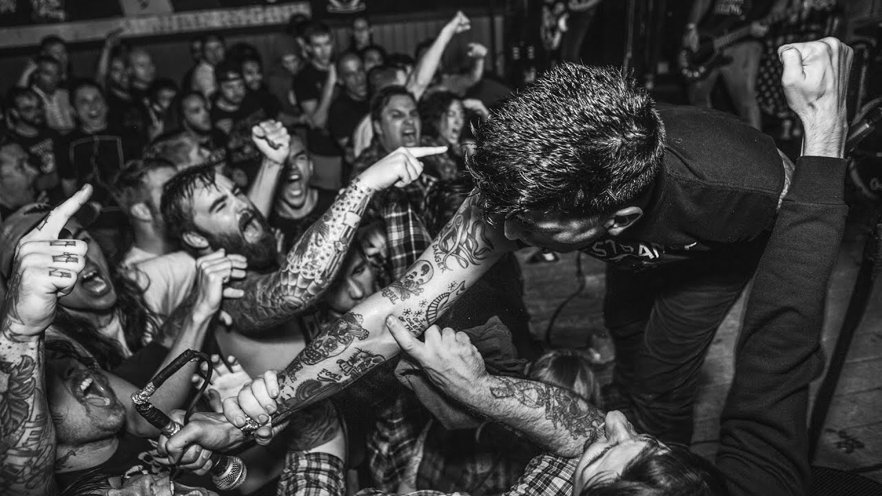 Modern Life Is War - The Outsiders (AKA Hell Is for Heroes Part I) + Martin Atchet - Chain Reaction