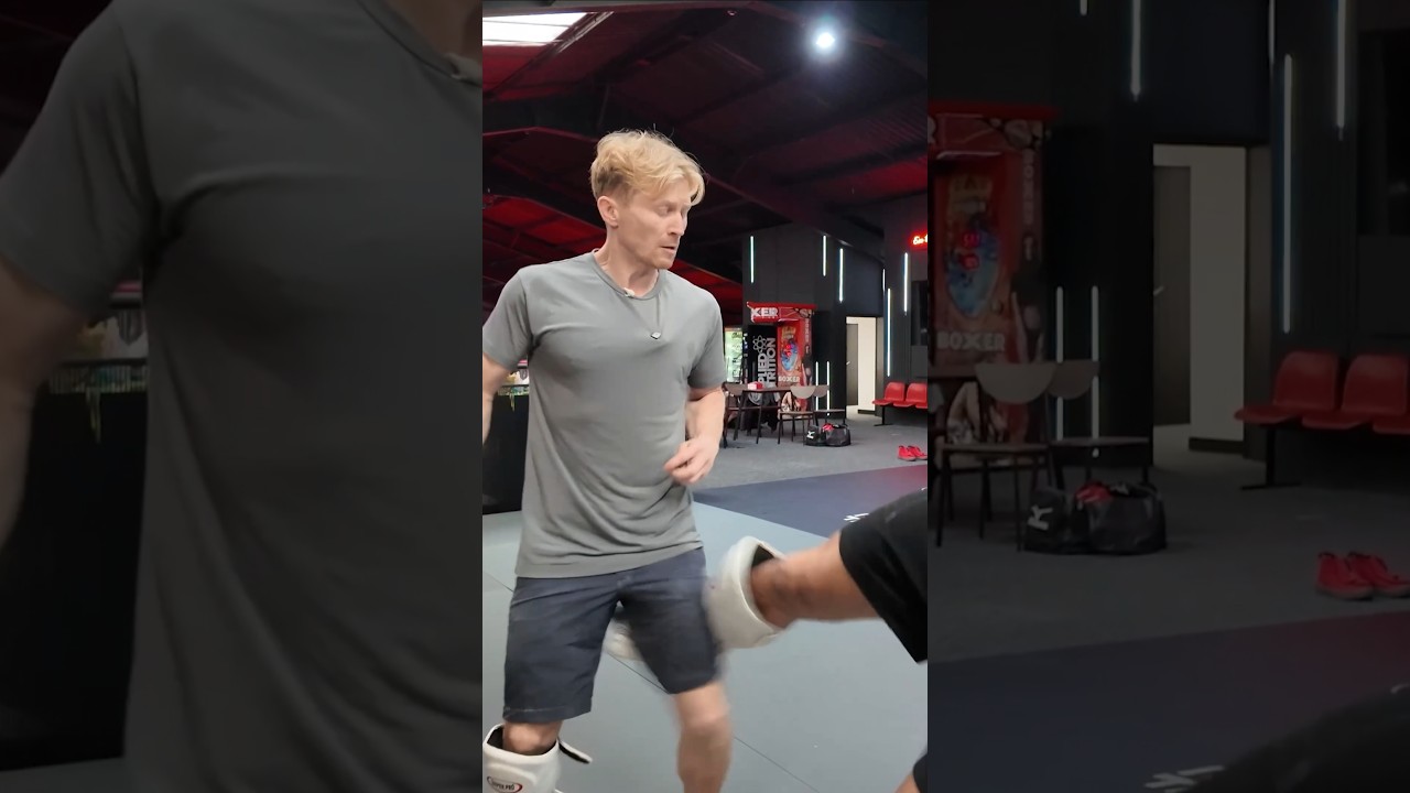 Facing a leg kick from the UFC Heavyweight Champion 😳 @magmidt #tomaspinall #funnyvideo