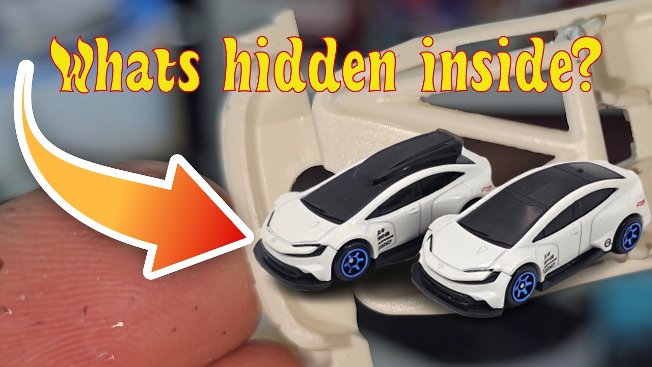 Toyota Prius Custom 2X VERSIONS unboxing, disassembly and close up look 2026 HotWheels New Casting !