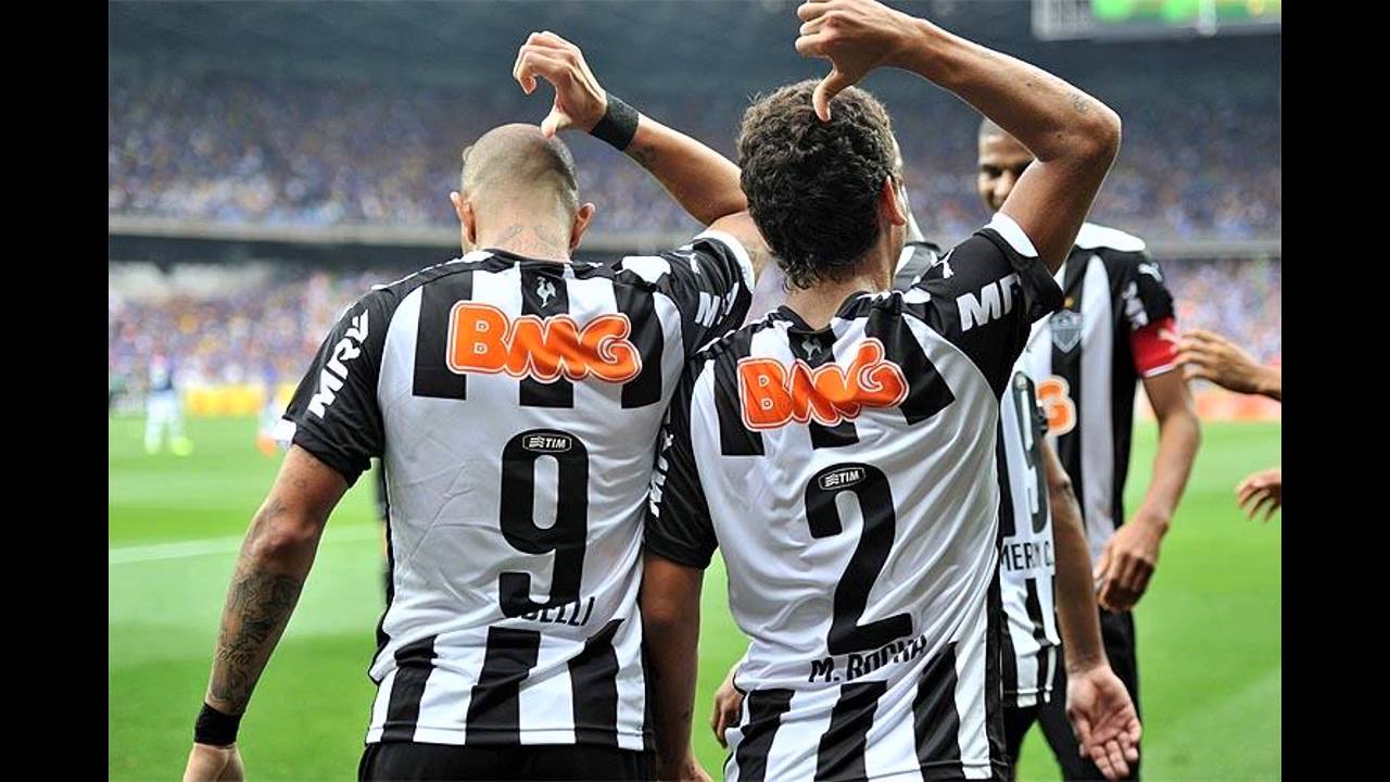 Música do Galo 2016 - Uma blusa azul tremia (Tim Maia)