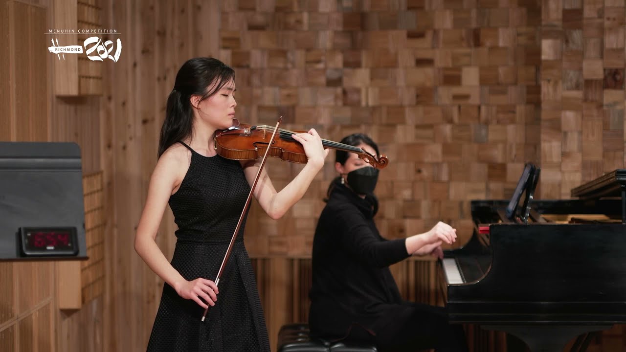 Kayleigh Kim performs Dvořák's Songs My Mother Taught Me (arr. Kreisler)