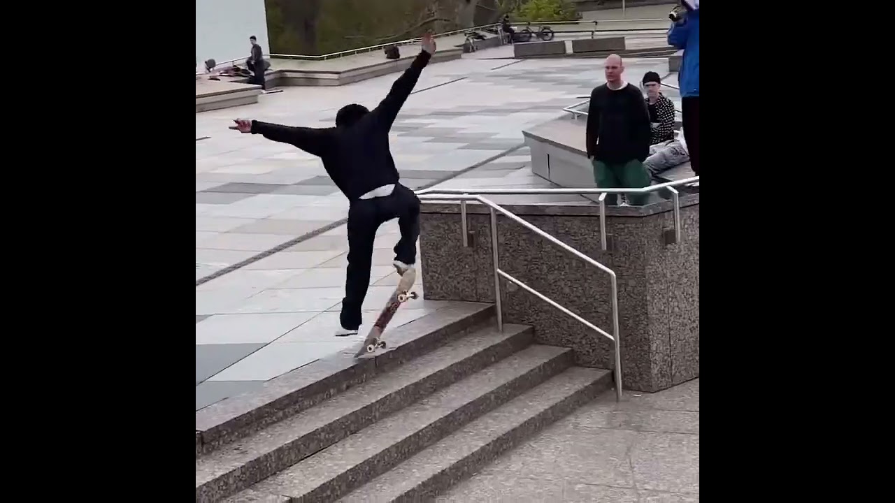 Ollie late body varial huge double set IG @4reezer