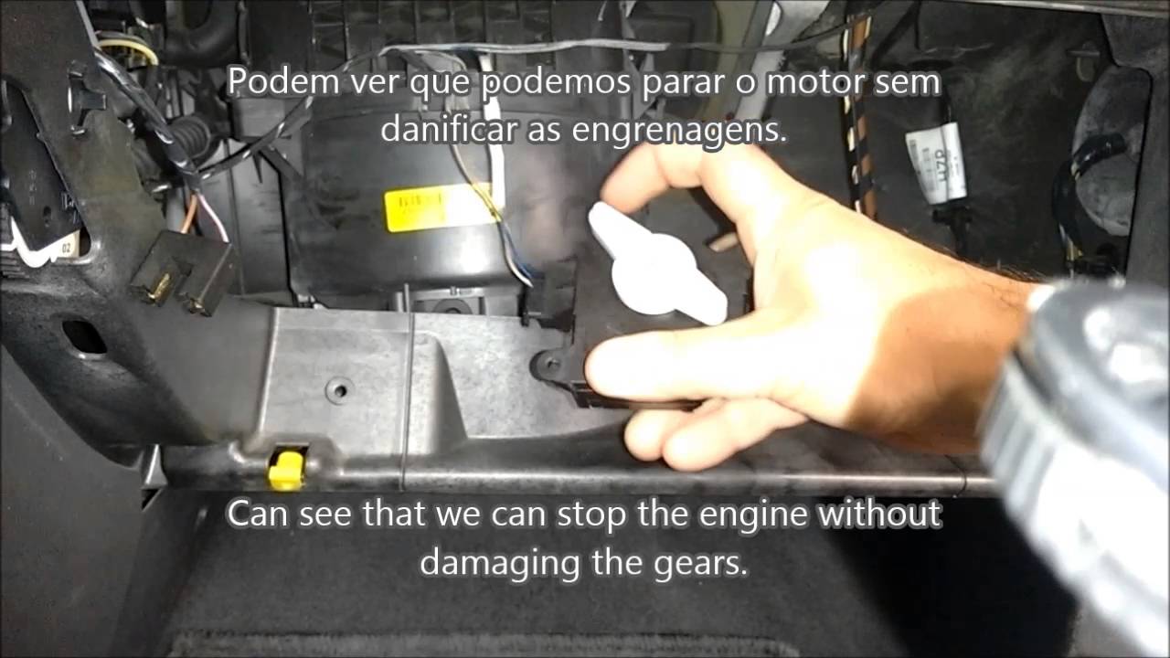 Actuator valeo 006972T Installation in Opel / Vauxhall Vectra 2006