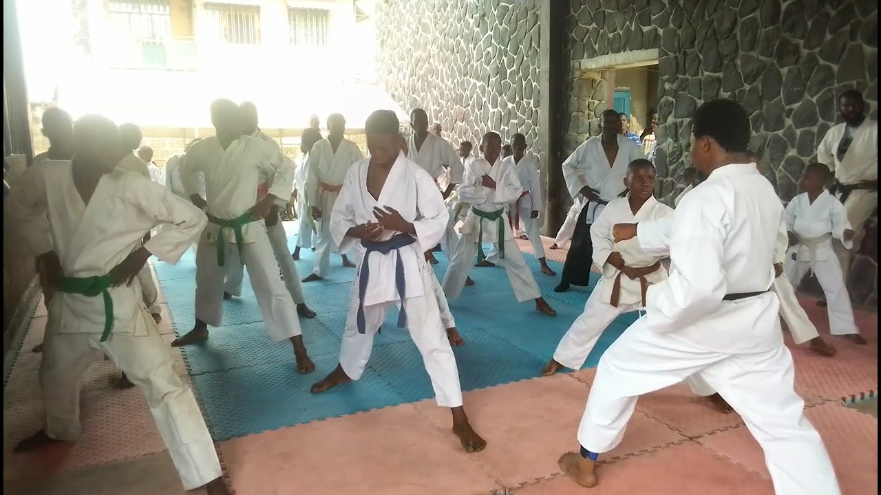 Mtre Rabby shodan na Kati ya kola kisa Bana naye bakolandaye Sima  club kcy
