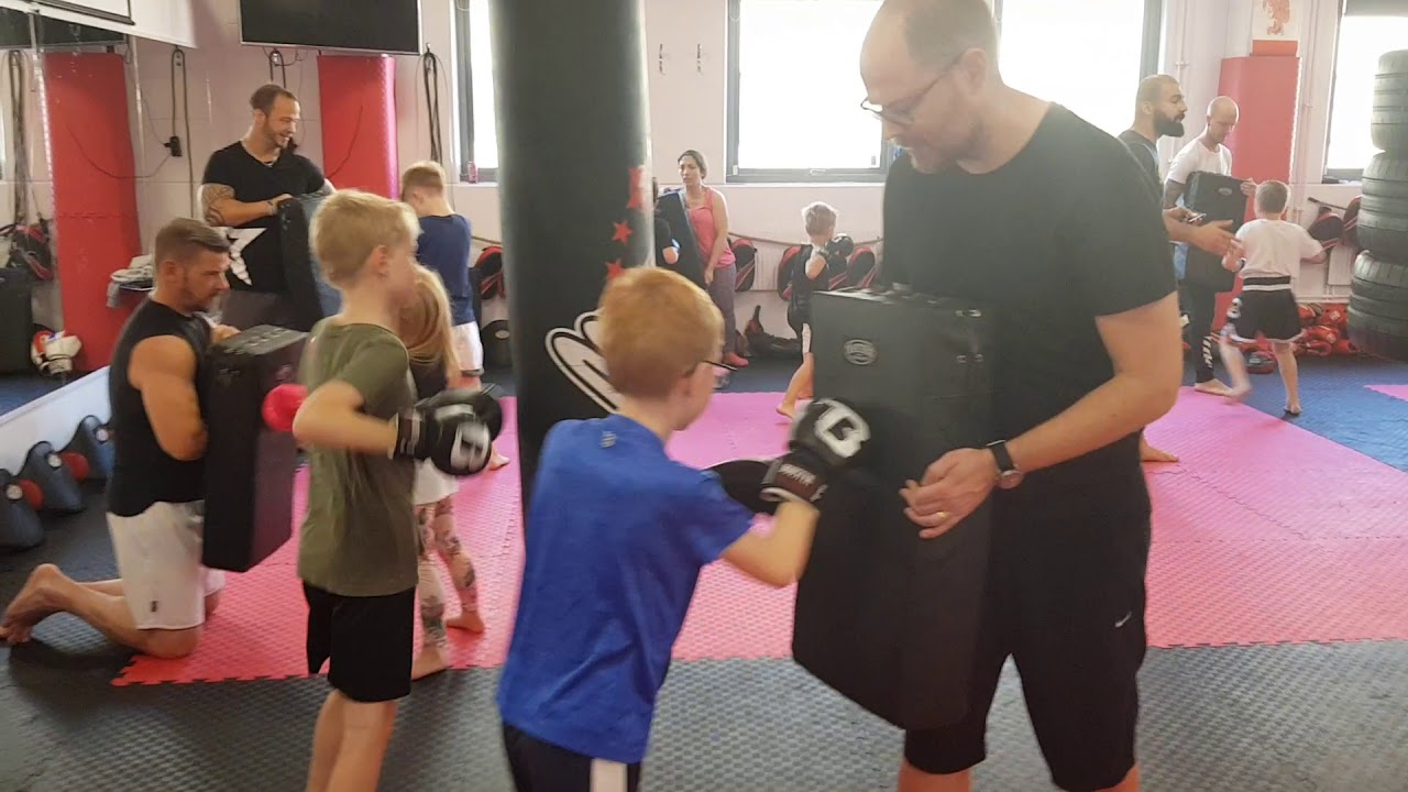 Kampsport barn Linköping Thaiboxning