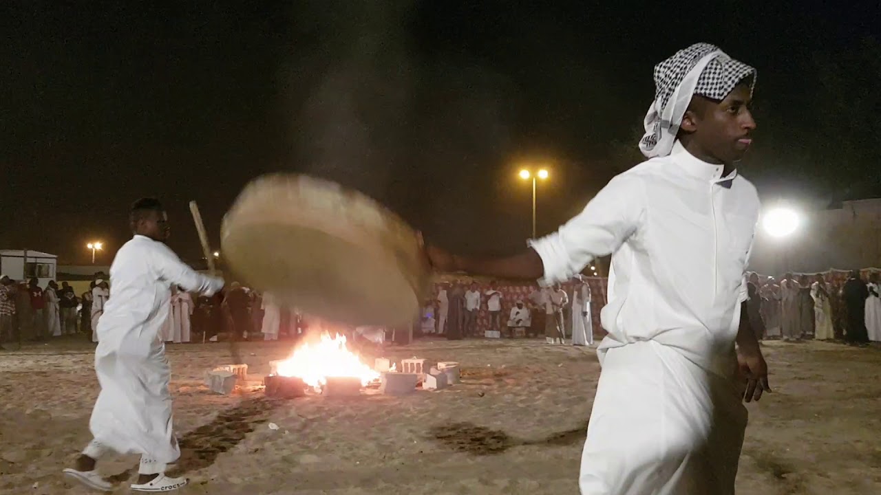 لعب مزمار حارة يمن و المعازيم الاسكا و حارة برا (1)
