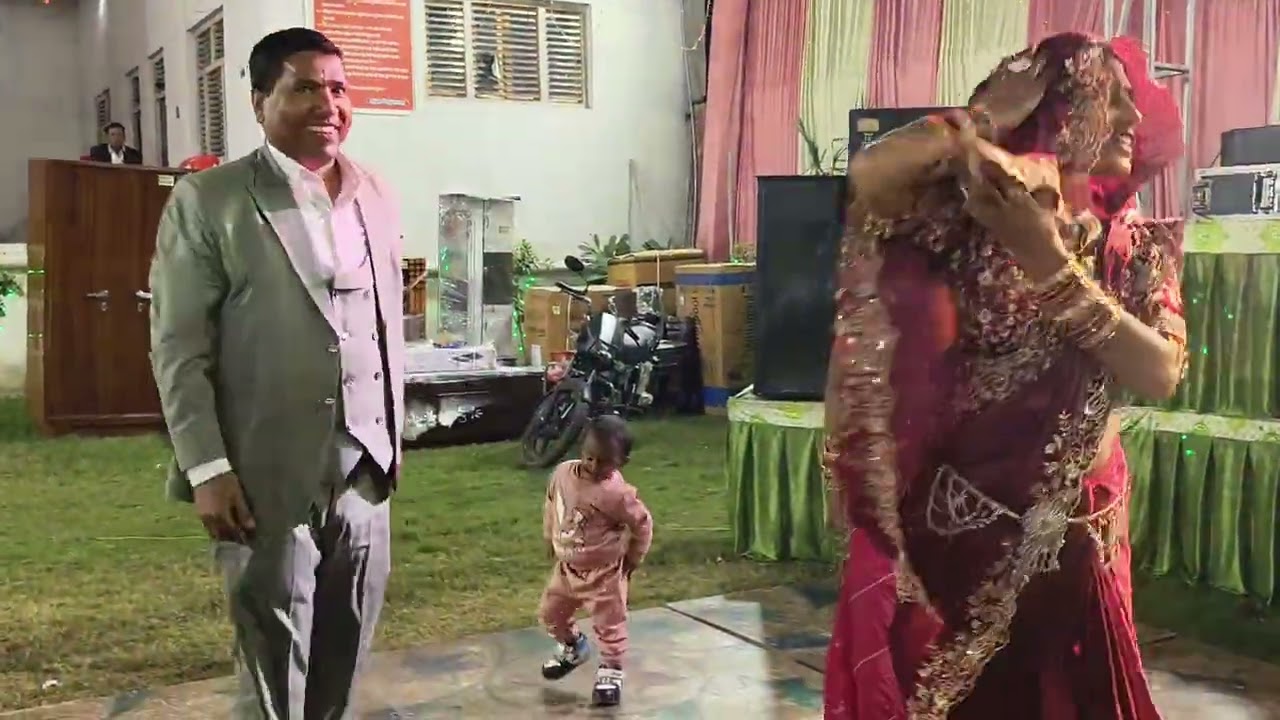 मैं तो भर के टोकरा चली रे#actingchallange #dance #lifeisbutadream #song 