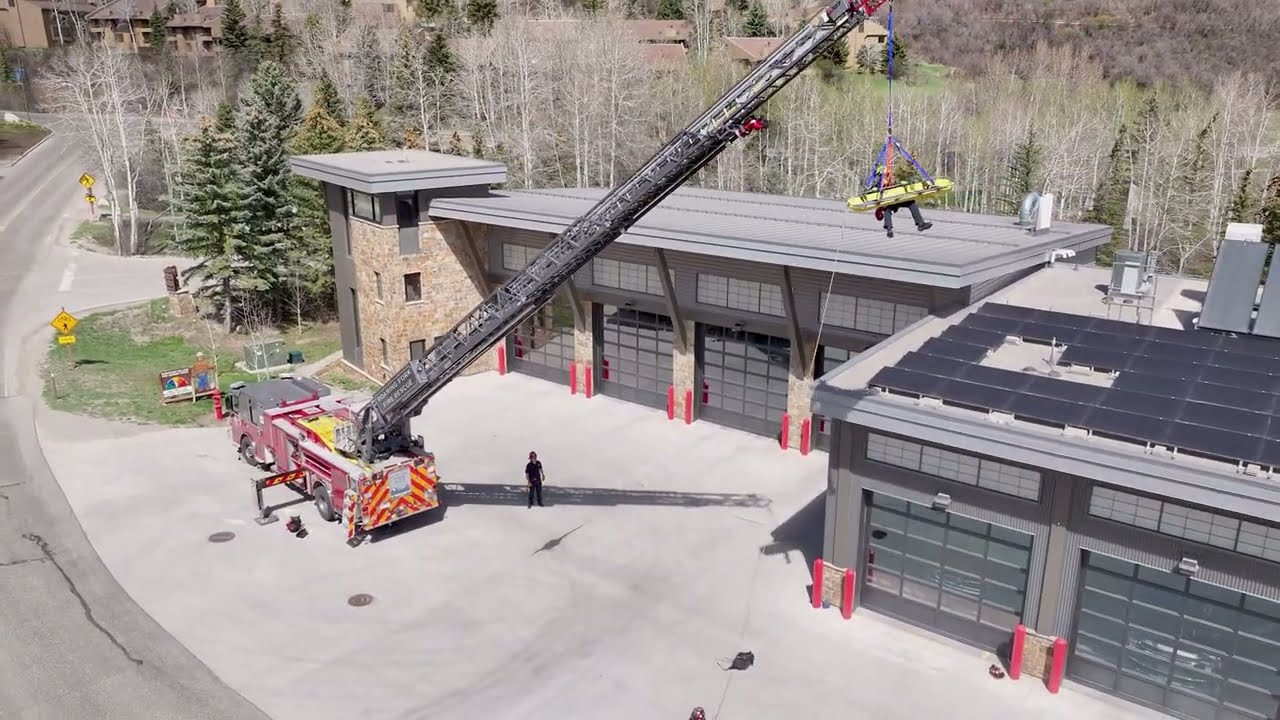 LIFTING EYE OPS (ANCHOR STRAP WITH ATTENDANT)