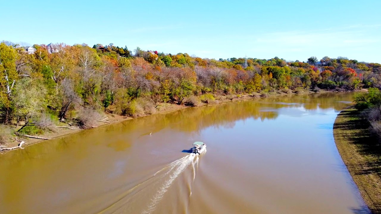 Flying George Winter Park, Fenton MO. on 201102 in 4K