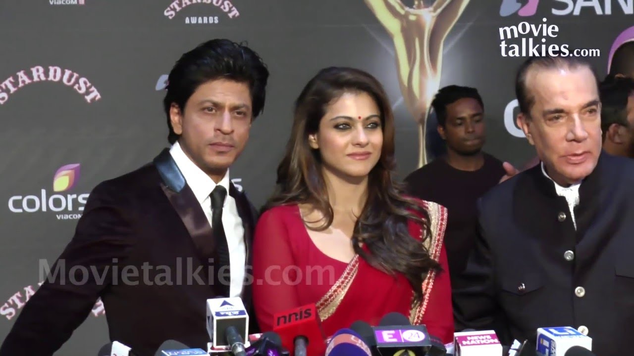 Shahrukh Khan & Kajol   Colors Stardust Awards Red Carpet 2015