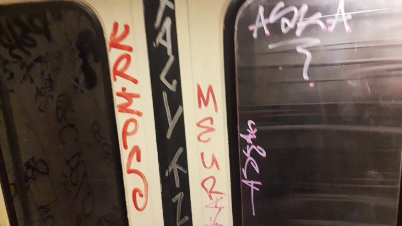 Călătorie cu Metroul Iva Astra între Stația Gara de Nord 2 și Stația Basarab M4
