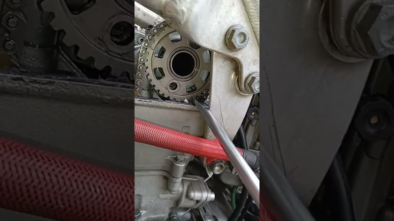 Honda CRF 450 R 2006 г. регулировка клапанов.