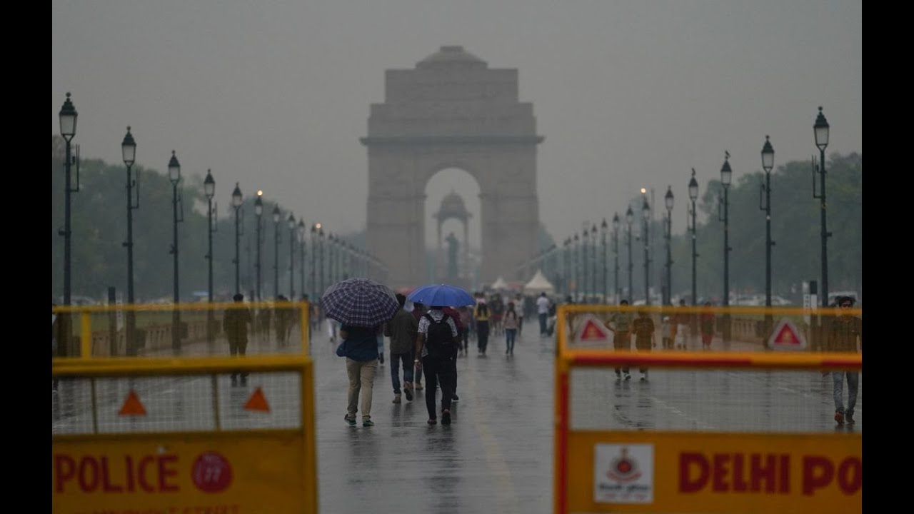 Normal monsoon, warns of heat wave and earthquake in India