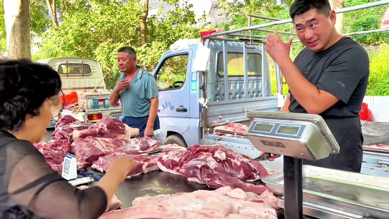 Pigs are naturally fat, otherwise it can be good pork?