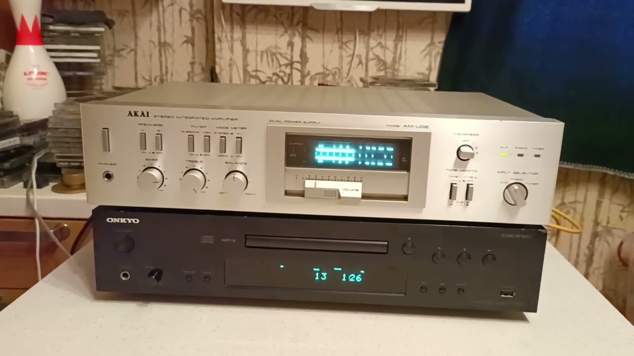 AKAI AM-U02   89046086831